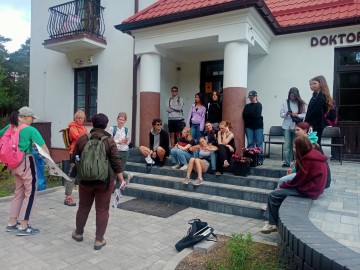 Młodzież z Gery w Bolimowskim Parku Krajobrazowym , 